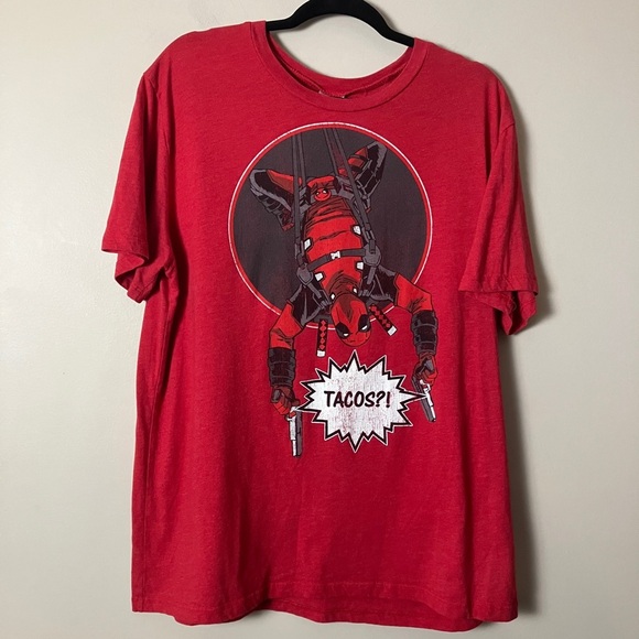 Deadpool Tacos ?! Marvel red Graphic Tee cotton poly blend  size XL - Picture 1 of 7